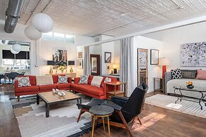 High-design Loft on Historic Alley Park Free