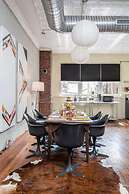 High-design Loft on Historic Alley Park Free