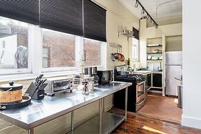 High-design Loft on Historic Alley Park Free