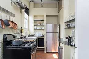 High-design Loft on Historic Alley Park Free