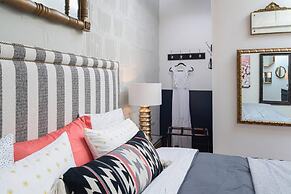 High-design Loft on Historic Alley Park Free