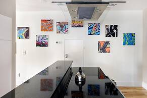 Downton Annie Apartment Two 2BD 1BA Parking