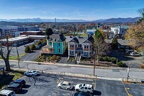 Downton Annie Apartment Two 2BD 1BA Parking