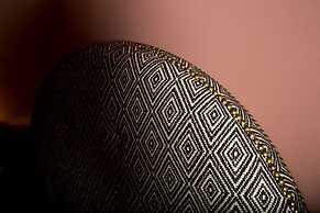 80 LEX 201 Exquisite Downtown Lodging