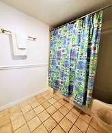 Patio Condo Direct Ocean - Sleeps 6 Guests Pa101