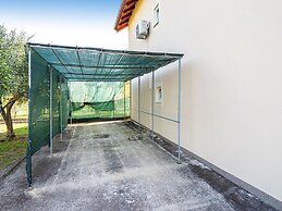 Holiday Home Villa Vesna Lux