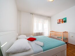 Holiday Home Villa Vesna Lux