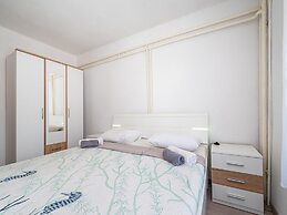 Holiday Home Villa Vesna Lux