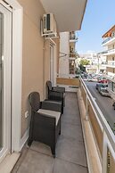 Contemporary Chic Apartment in Athens