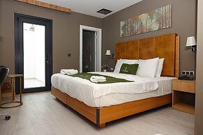 Garden Mode Airport Hotel