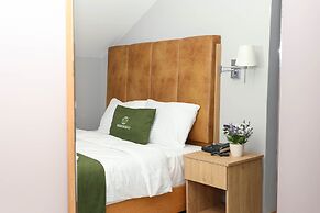 Garden Mode Airport Hotel