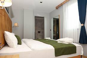 Garden Mode Airport Hotel