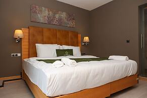 Garden Mode Airport Hotel