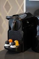 Modern Apartment by Renters Prestige