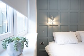 The Stamford Apartment