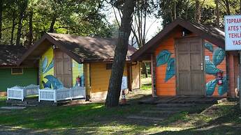 ÇINARSUYU TABİAT PARKI BUNGALOV