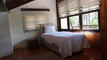 ÇINARSUYU TABİAT PARKI BUNGALOV