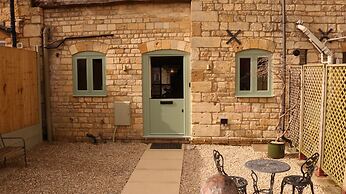 The Old Forge, a Cotswold Cottage in Winchcombe