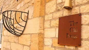 The Old Forge, a Cotswold Cottage in Winchcombe