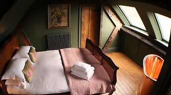 The Old Forge, a Cotswold Cottage in Winchcombe