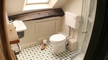 The Old Forge, a Cotswold Cottage in Winchcombe