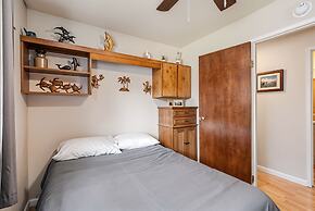 Tranquil Retreat - Home With Spacious Deck & Grill 4 Bedroom Home