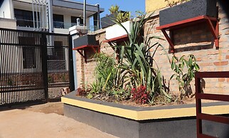 Zeyman's Apartments