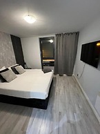 Luxury 9ine Lux Cosy 2 Bedroom Apartment