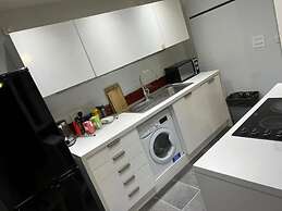 Luxury 9ine Lux Cosy 2 Bedroom Apartment