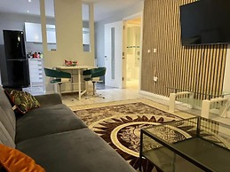 Luxury 9ine Lux Cosy 2 Bedroom Apartment