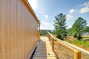 Cozy Decatur Cabin w/ Views ~ 1 Mi to Riverfront!