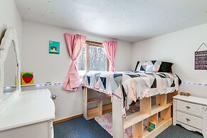 Beautiful Wasilla Home Rental w/ Deck & Gas Grill!