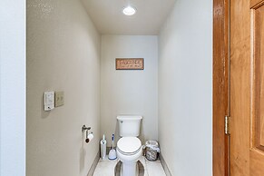 Beautiful Wasilla Home Rental w/ Deck & Gas Grill!