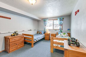 Beautiful Wasilla Home Rental w/ Deck & Gas Grill!