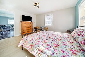 Coastal Lake Erie Cottage w/ Amazing Water Views!