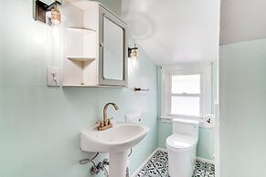 Coastal Lake Erie Cottage w/ Amazing Water Views!