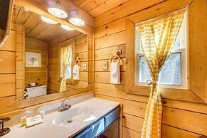 Serene Townsend Cabin Rental w/ Hot Tub & Grill!