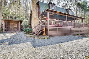 Serene Townsend Cabin Rental w/ Hot Tub & Grill!