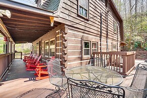 Serene Townsend Cabin Rental w/ Hot Tub & Grill!