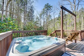 Serene Townsend Cabin Rental w/ Hot Tub & Grill!