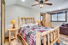 Modern Cabin w/ Hot Tub: Near Tail of the Dragon!