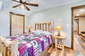 Modern Cabin w/ Hot Tub: Near Tail of the Dragon!