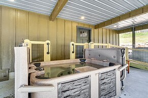 Modern Cabin w/ Hot Tub: Near Tail of the Dragon!