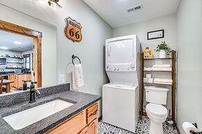 Modern Cabin w/ Hot Tub: Near Tail of the Dragon!