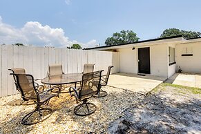 Cozy Fort Walton Beach Escape w/ Private Patio!