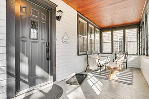 Saint Paul Vacation Rental Near Shopping & Dining!
