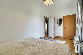 Saint Paul Vacation Rental Near Shopping & Dining!