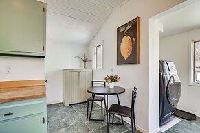 Saint Paul Vacation Rental Near Shopping & Dining!