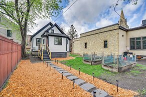 Saint Paul Vacation Rental Near Shopping & Dining!