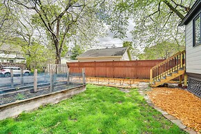 Saint Paul Vacation Rental Near Shopping & Dining!